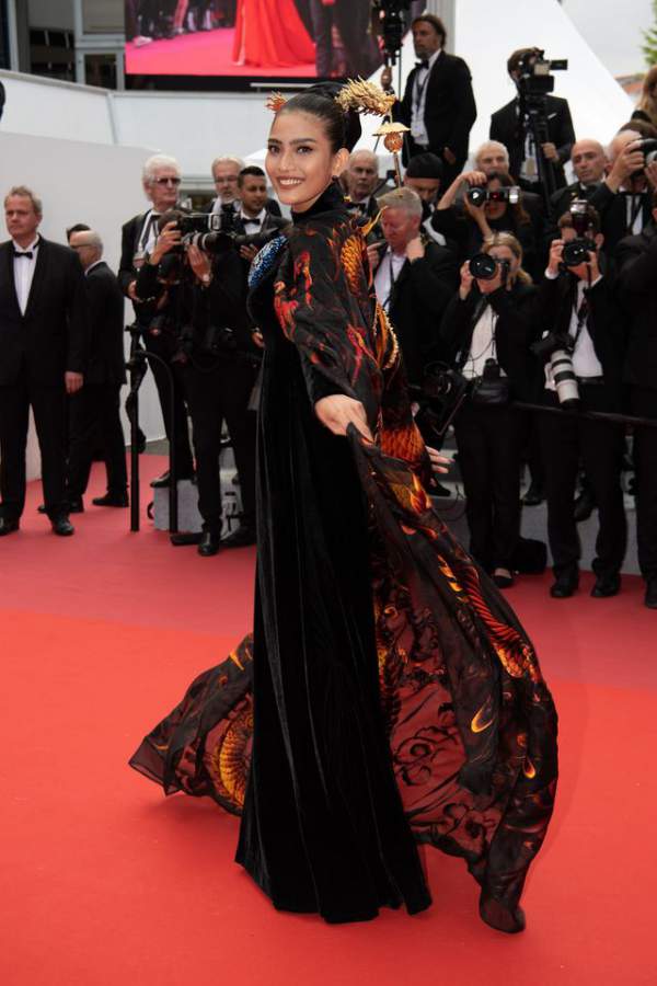 Không nghiện khoe thân, Trương Thị May kín đáo trên thảm đỏ Cannes cùng Leonardo Dicaprio 3