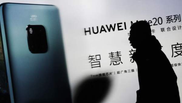Huawei "lận đận" ở Việt Nam, hãng nào hưởng lợi? 2