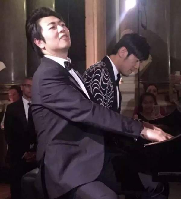 Nhan sắc cực phẩm của vợ “thiên tài piano” Trung Quốc 13