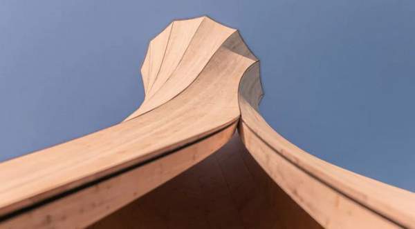 Độc đáo tòa tháp hình xoắn ốc được làm từ gỗ đầu tiên trên thế giới 5