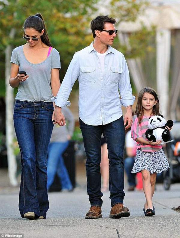 Hình ảnh hiếm hoi về con gái Tom Cruise 5