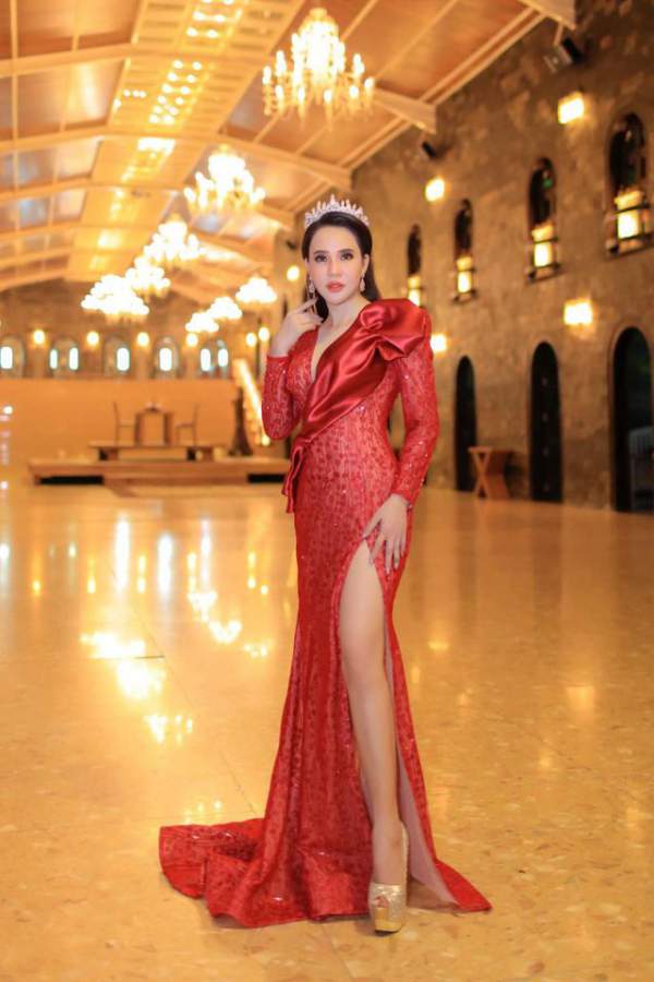 Chùm ảnh nóng bỏng của Minh Thảo sau 1 năm đăng quang Ms International Business 2018 5
