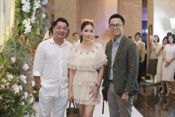 Dàn BTV VTV cùng Tuấn Hưng, Lê Hiếu, Khắc Việt chúc mừng đám cưới Phí Linh 15