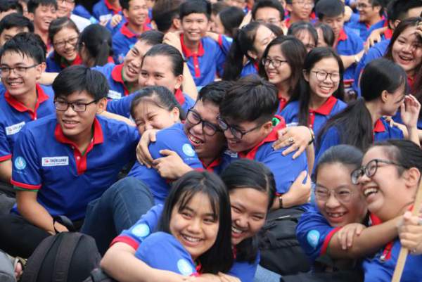 Giới trẻ Sài Gòn hào hứng ngày bắt đầu Tiếp sức mùa thi 5