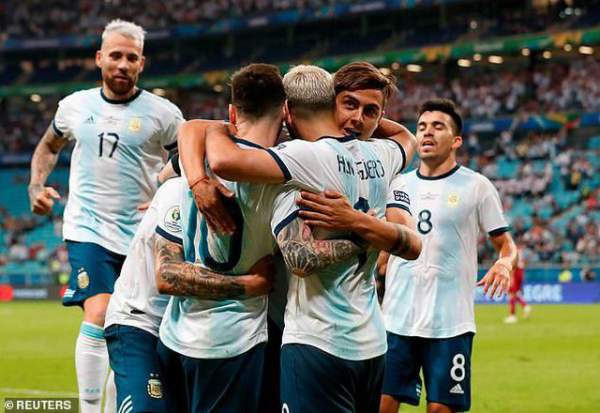 Hạ Qatar, Argentina vào tứ kết Copa America gặp Venezuela 7