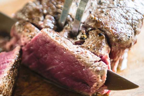 Thịt bò nhân tạo sẽ có mặt trên thị trường: Đột phá cho người ăn chay vì không muốn sát sinh 4