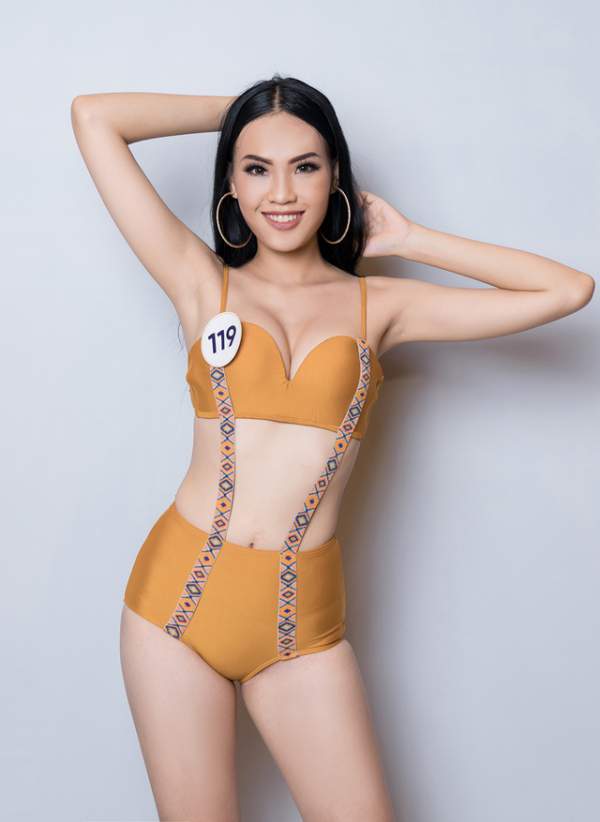 Thúy Vân cùng dàn thí sinh Hoa hậu Hoàn vũ Việt Nam gợi cảm với bikini 22