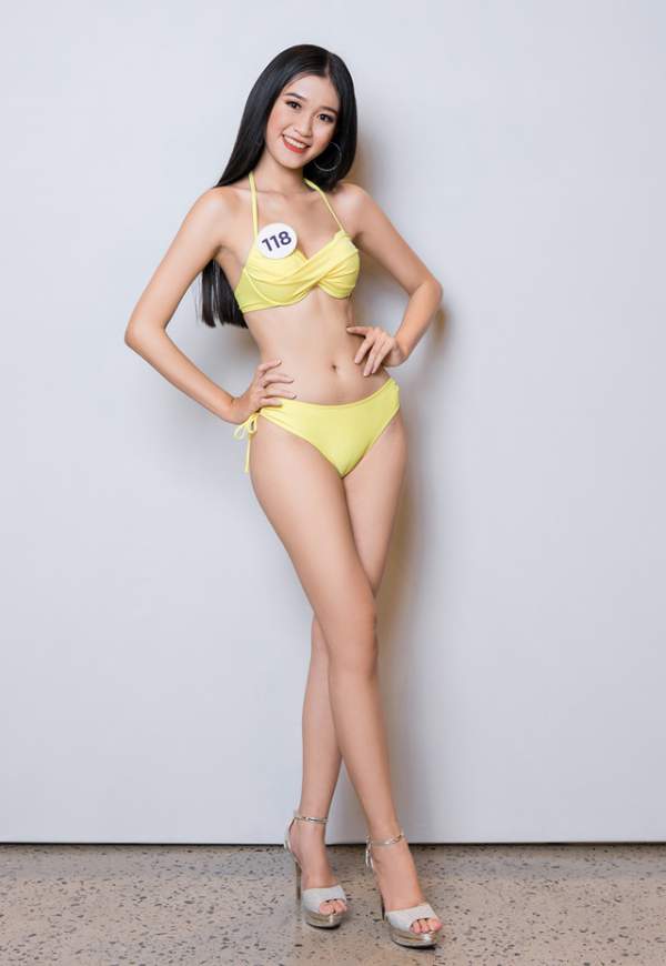 Thúy Vân cùng dàn thí sinh Hoa hậu Hoàn vũ Việt Nam gợi cảm với bikini 18