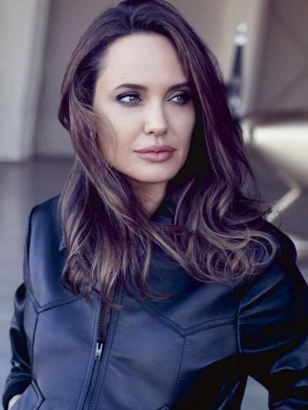 Angelina Jolie và Brad Pitt hoàn toàn đối lập về hướng đi sau ly hôn 5