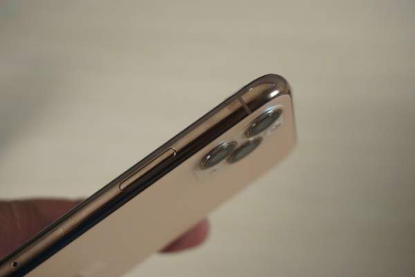 "Đập hộp" iPhone 11 Pro Max đầu tiên tại Việt Nam, giá 100 triệu đồng 5