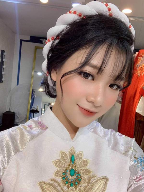 Nữ sinh Đà Nẵng sở hữu chiếc mũi cao xinh đẹp 7