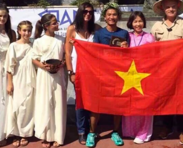 Vận động viên Việt Nam hoàn thành giải siêu Marathon dài 246,8km 1