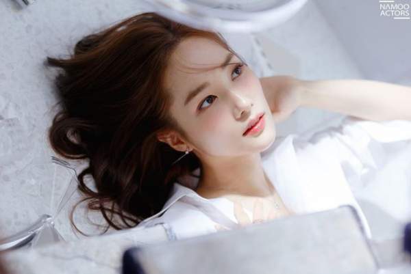 Vẻ đẹp hoàn hảo của “nữ hoàng dao kéo” Park Min Young 2