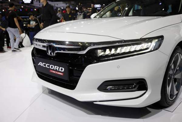 Tiếp tục được nhập khẩu từ Thái Lan, Honda Accord mới có giá từ 1,319 tỉ đồng 7
