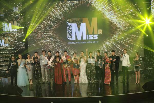 Sinh viên khối trường kinh tế đăng quang “Mr & Miss 2019” 2