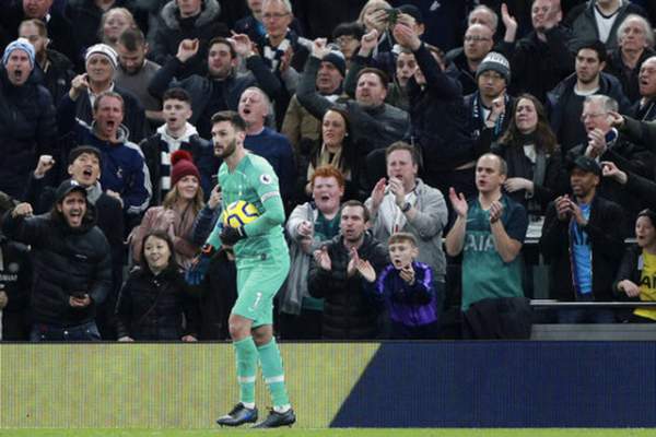 Tottenham 2-0 Man City: Gundogan đá hỏng 11m, Zinchenko nhận thẻ đỏ 3