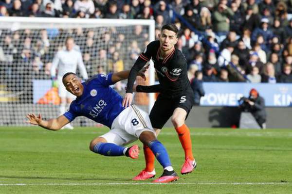 Leicester 2-2 Chelsea: Cú đúp của Rudiger "cứu" đội khách 11