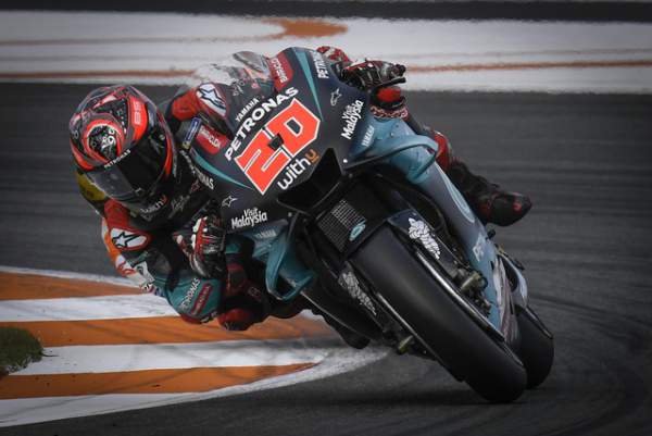 Marquez về nhất chặng, giúp Repsol Honda Team vô địch thế giới 5