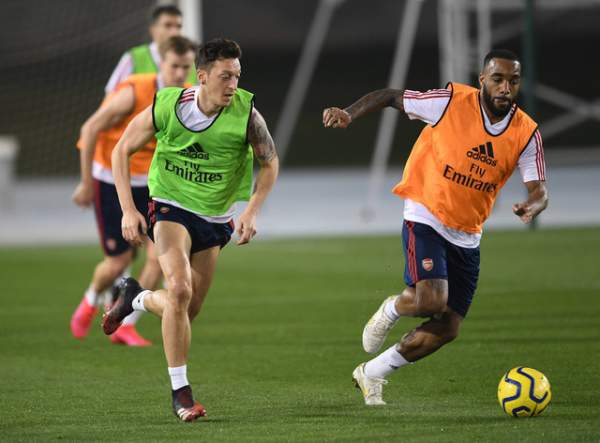 Arsenal luyện tập trong kì nghỉ Đông ở Dubai 10