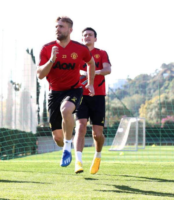 Man Utd tiếp tục “luyện công” dưới nắng ấm ở Marbella 4