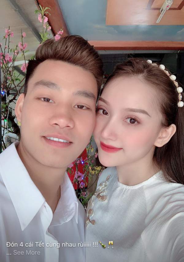 Cầu thủ Vũ Văn Thanh tỏ tình mùi mẫn với bạn gái, fan hô hào "mau cưới đi" 4