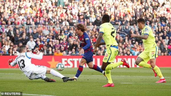 Griezmann tỏa sáng, Barcelona đánh bại đội xếp thứ ba La Liga 9