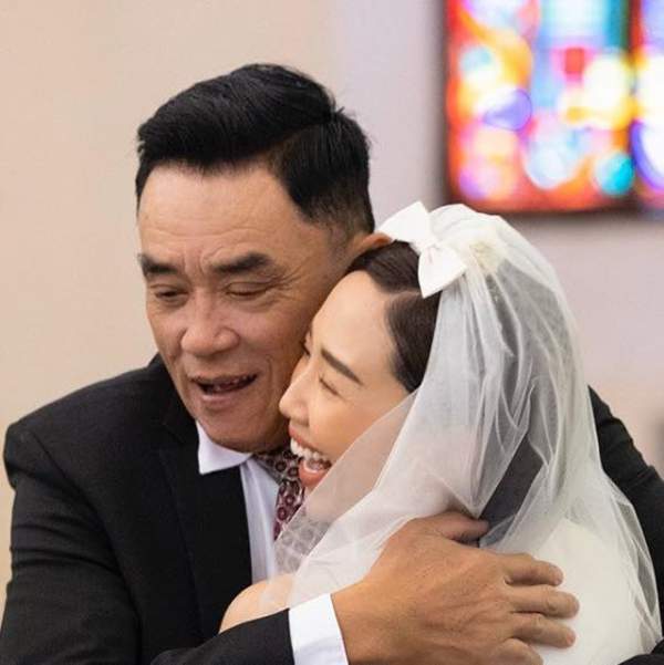 Bí mật buồn đằng sau việc mẹ Tóc Tiên vắng mặt trong đám cưới con gái 3