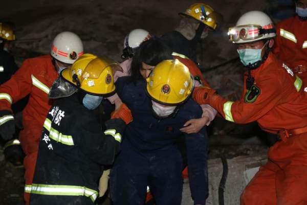 4 người chết trong vụ sập nhà cách ly người nghi mắc Covid-19 ở Trung Quốc 2
