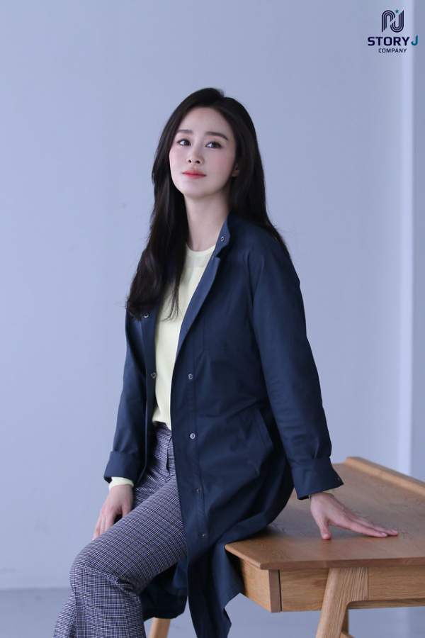 Nhan sắc trẻ trung của Kim Tae Hee ở tuổi 40 2