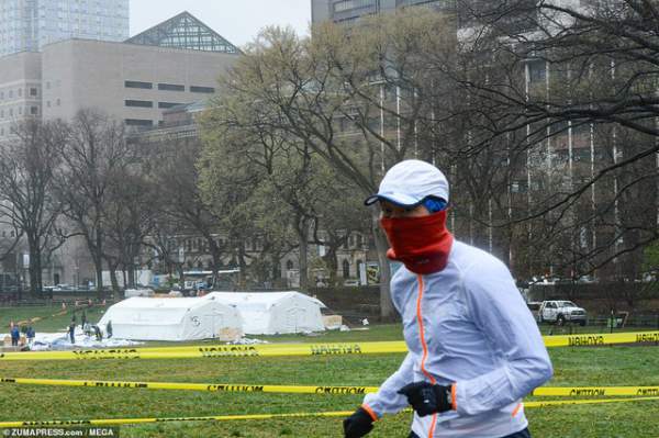 New York lập bệnh viện dã chiến trong công viên Central Park 4