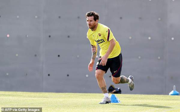 Messi và đồng đội nỗ lực tập luyện chờ ngày La Liga trở lại 2