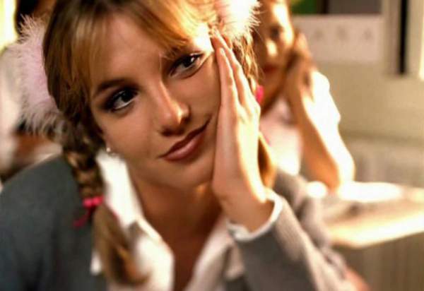 Britney Spears là nữ nghệ sĩ “chào sân” xuất sắc nhất mọi thời đại 3