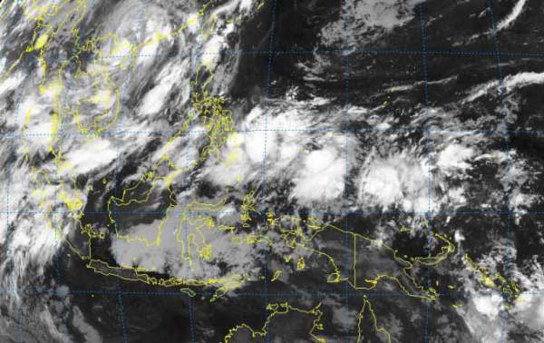 Trưa nay bão Talim vào biên giới Việt - Trung 2