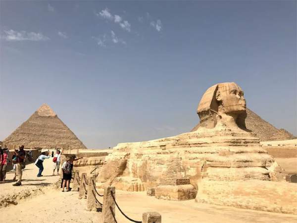 Những bí ẩn về tượng Nhân sư vĩ đại cạnh Kim tự tháp Giza của Ai Cập 1