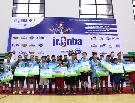 Đội tuyển Jr NBA All-Star Việt Nam trải nghiệm bóng rổ của Jr.NBA tại Trung Quốc