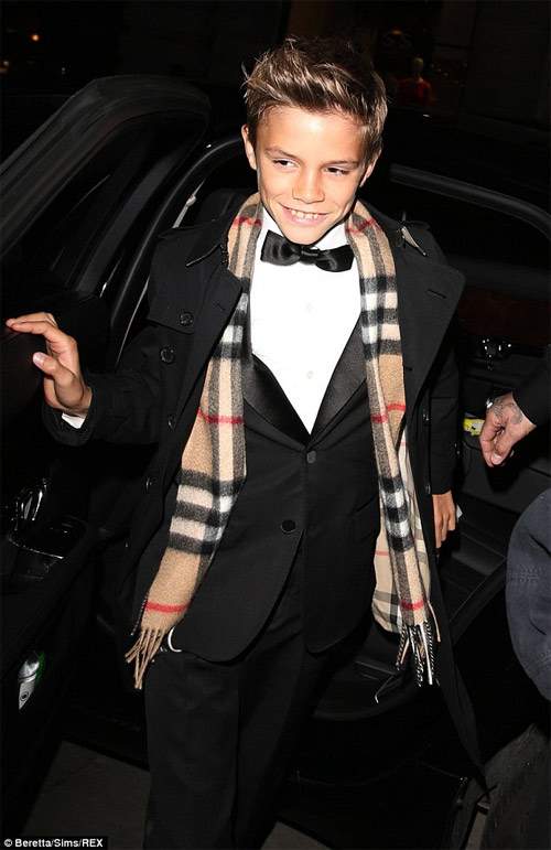 Con trai Beckham là ngôi sao của thương hiệu xa xỉ 5