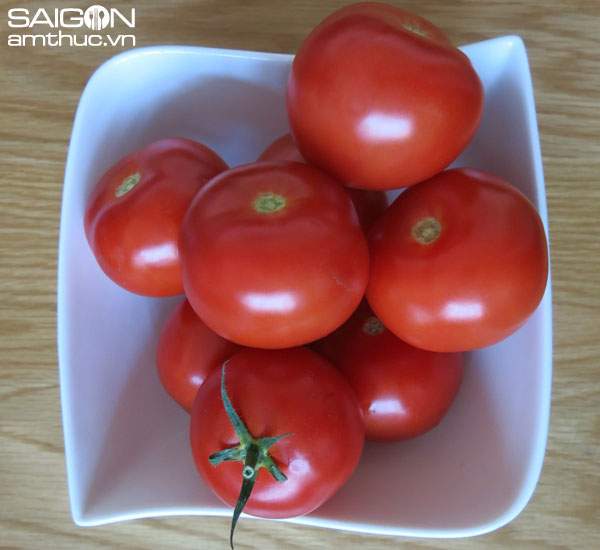 Cà chua nhồi thịt hấp dẫn cho bữa cơm chiều