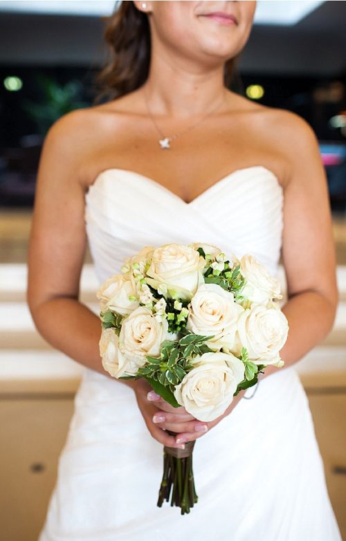 Hoa cưới từ hồng trắng cho cô dâu kiêu sa 5