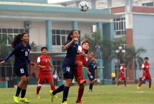 U19 nữ Việt Nam thắng đậm Singapore ngày ra quân