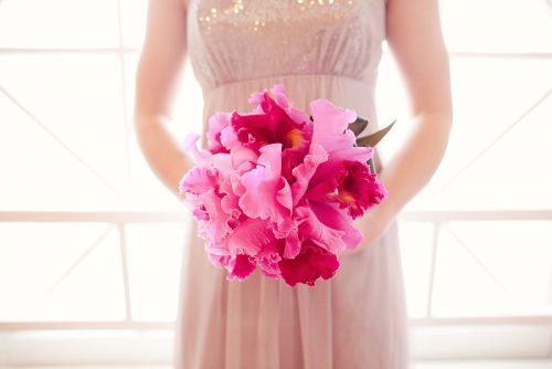 Trắc nghiệm: Bạn phù hợp với phong cách hoa cưới nào? 8