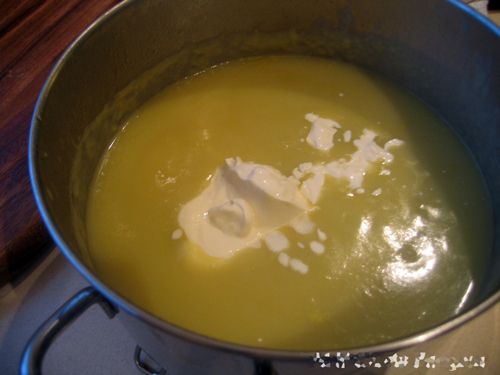 Cách nấu súp khoai tây ngon và lạ miệng 6