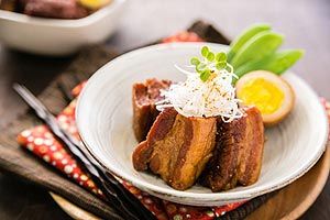 Thịt kho trứng kiểu Nhật đậm đà 13