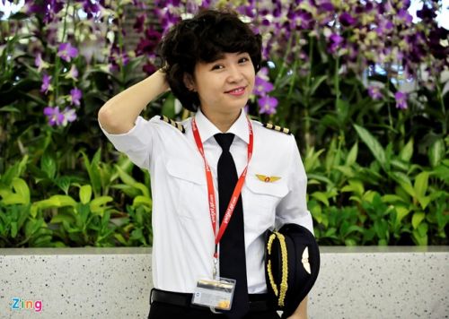 Nữ phi công Việt đầu tiên trong tổ bay Vietjet Air