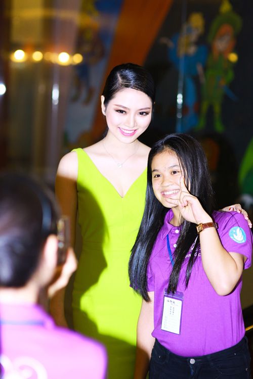 "Hoa hậu tóc dài" nhất Việt Nam ngày càng kiều diễm 7