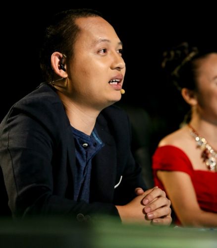 Nguyễn Hải Phong bị chê nhạt khi ngồi ghế nóng cuộc thi nhảy 2