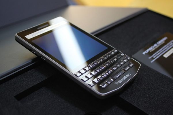 P"9983 - smartphone siêu sang giá 50 triệu đồng