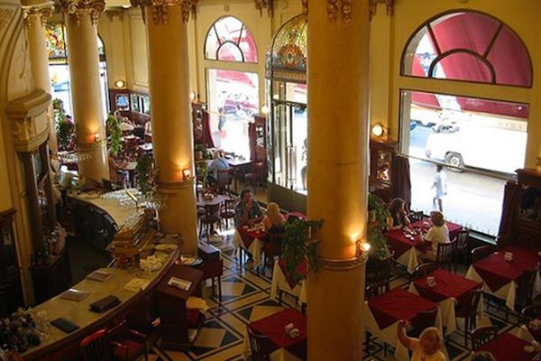 Những quán cà phê lâu đời nhất châu Âu 6