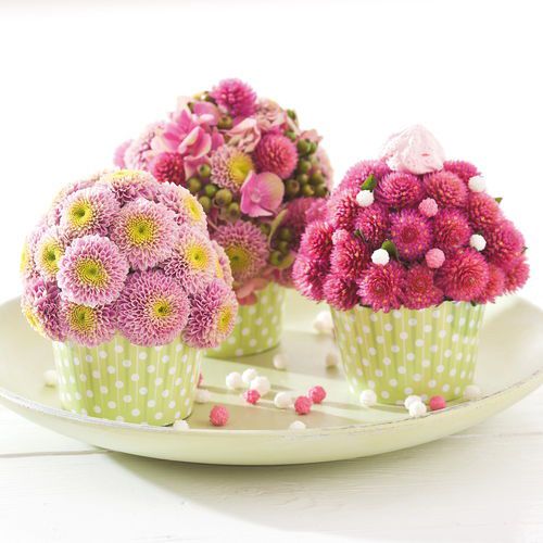 Cắm hoa cupcakes đơn giản mà đẹp nhà 6