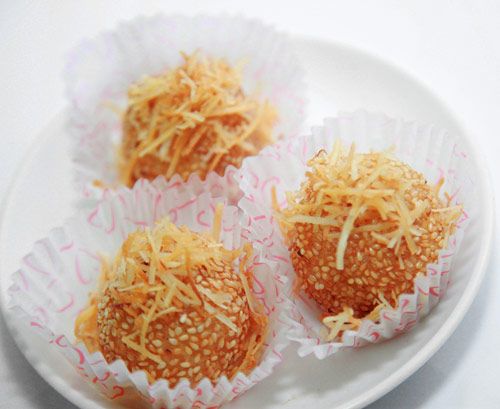 Bánh rán sầu riêng - Món ăn ngày lạnh.