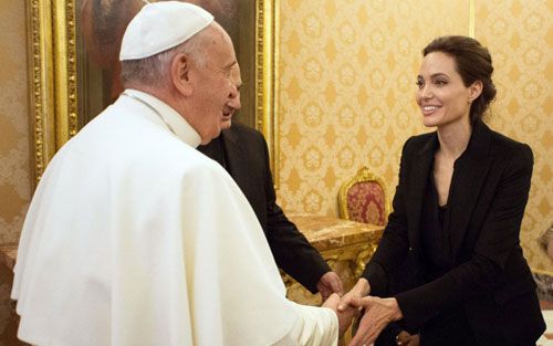 Angelina Jolie diện kiến Giáo hoàng Francis